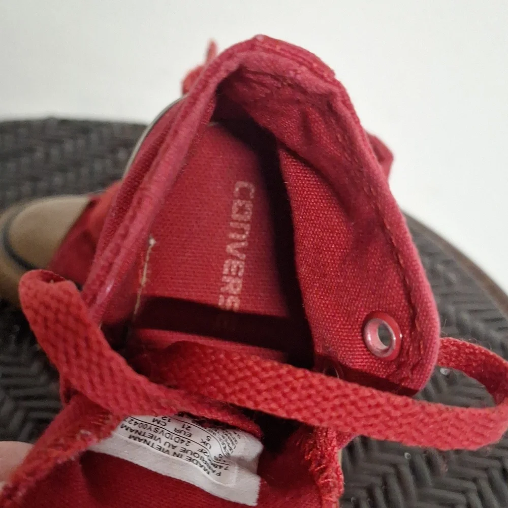 Converse Red W / Gum Sole Toddler Kids Sz 5 High Top